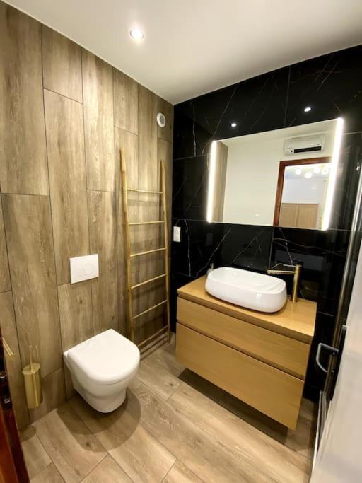 Madonna Elegance, Proche Sanctuaire, 95M2 Daire Lourdes Dış mekan fotoğraf